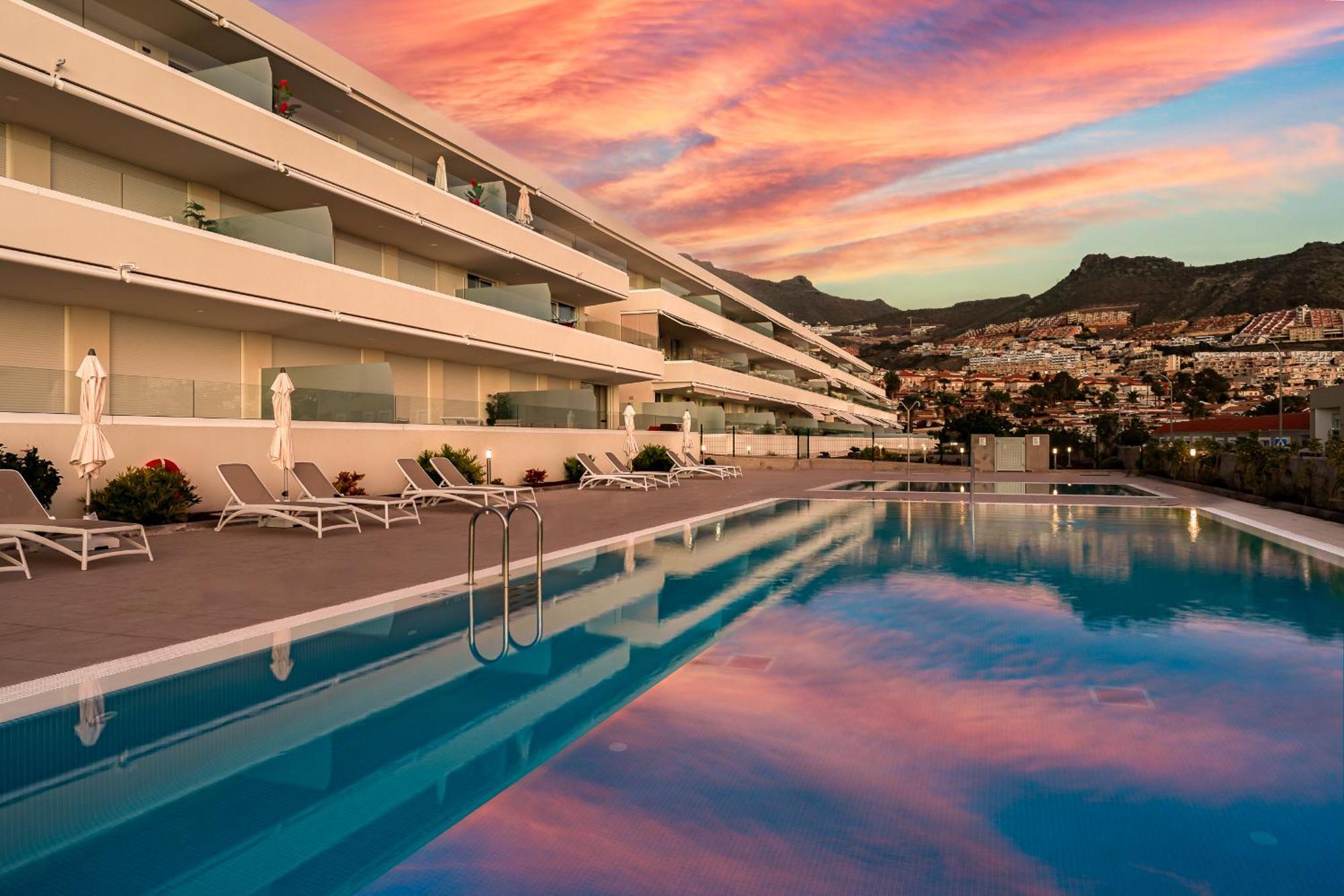 Modern New Apartment Las Terrazas De Costa Adeje. Heated Pool, Big Terrace And Private Parking Zewnętrze zdjęcie
